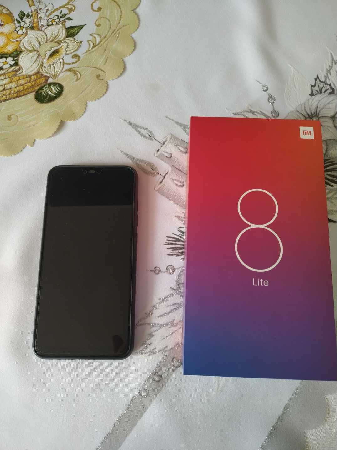 Telefon Xiaomi Mi 8 Lite