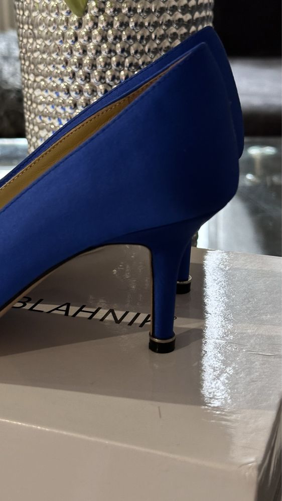 Туфли MANOLO BLAHNIK 36 размер.