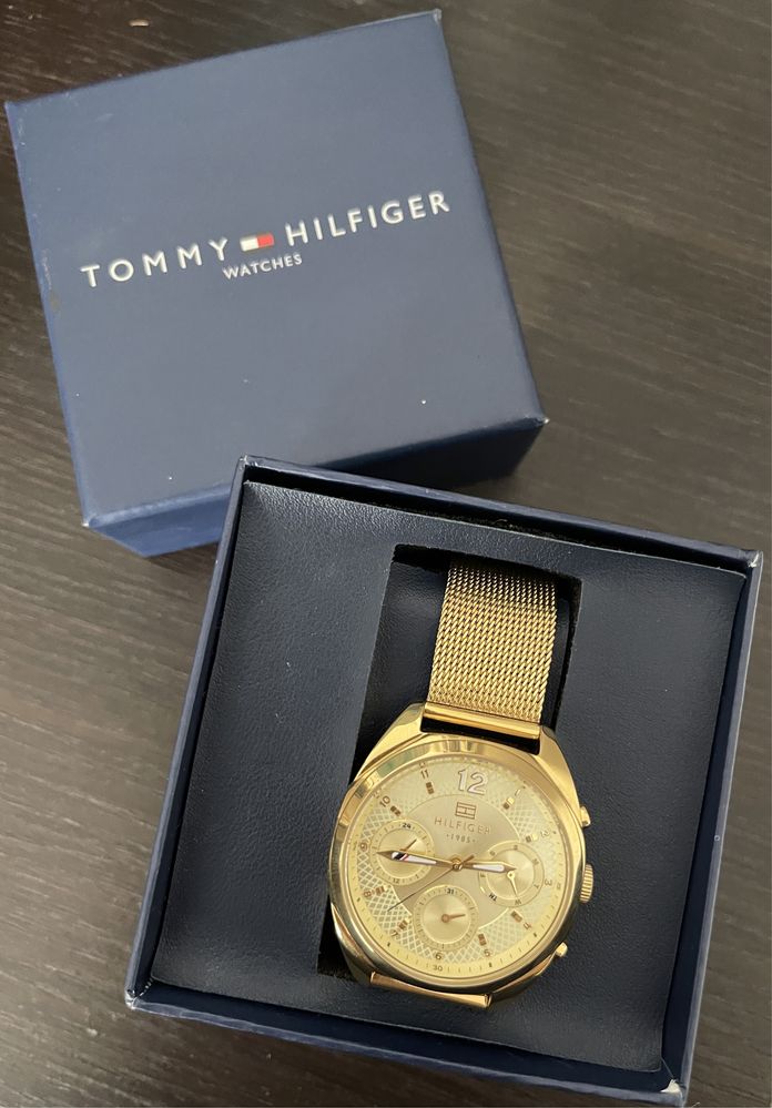 Złoty zegarek damski Tommy Hilfiger