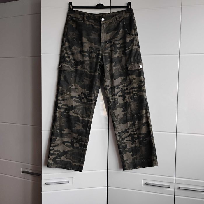 Spodnie Bojówki Moro Shein Petite rozmiar L, 100% bawełna