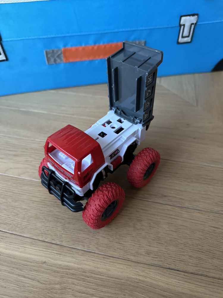 Pojazd quad na napęd