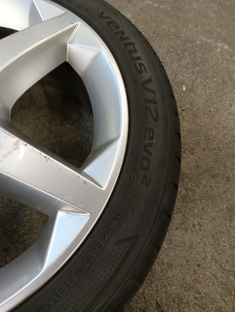 Felgi koła letnie 17 Calowe Opel 4x100/ 205/45/17 Hankook