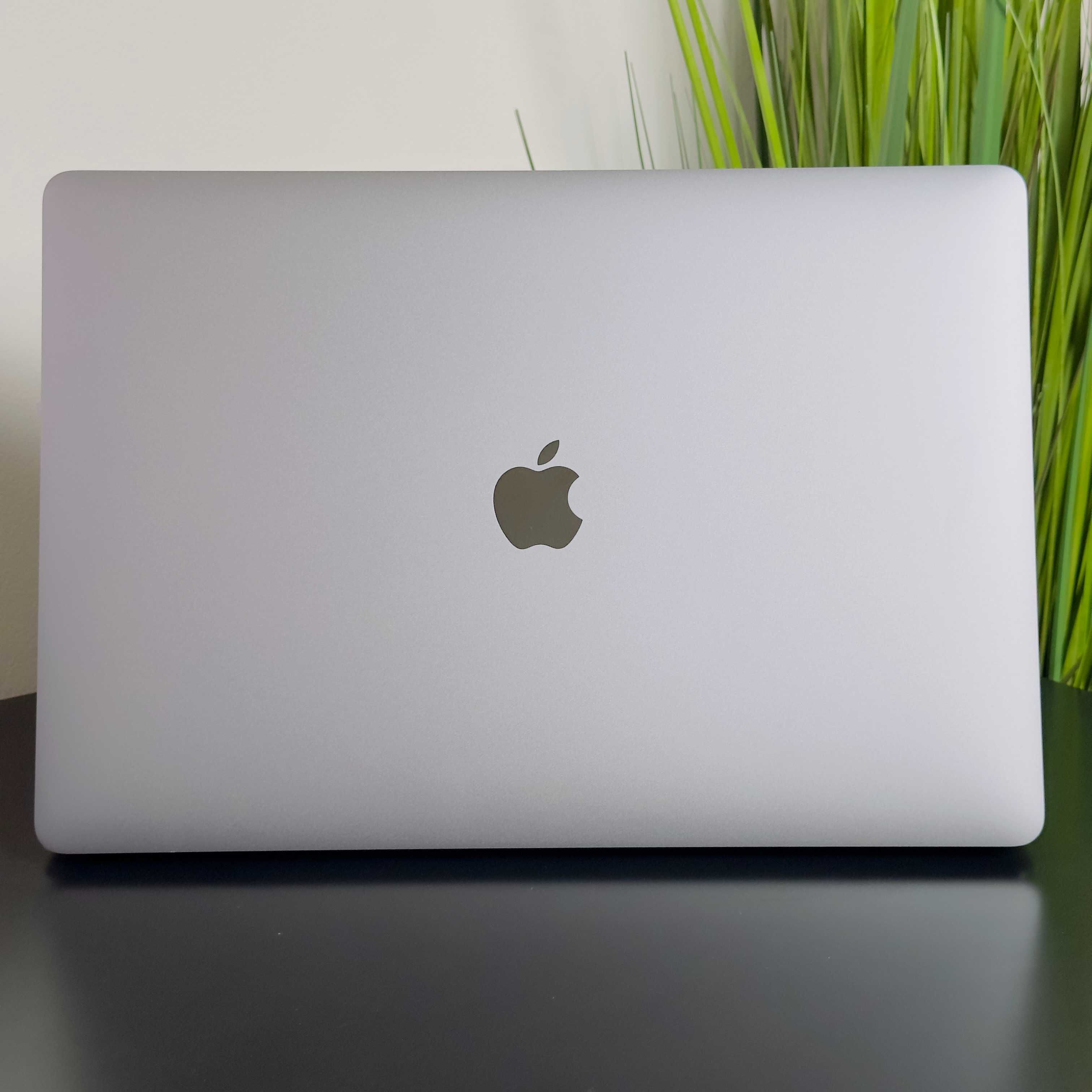 MacBook Pro 15 2018	Space 	I7 2.7ghz	16/512	$730\№1375