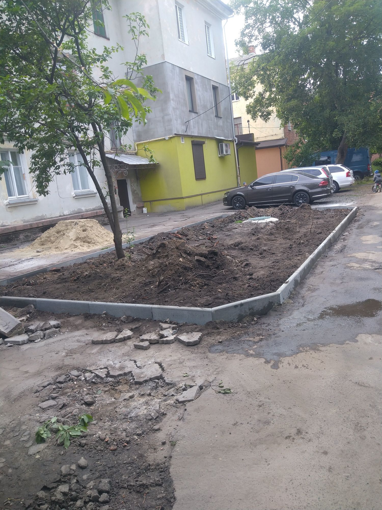 Вкладаю бруківку. Гнучкi умови!!!