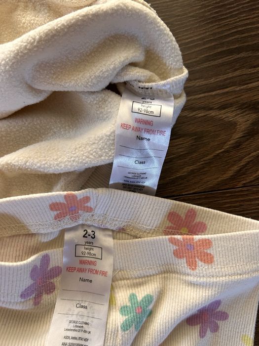 komplet dla dziewczynki kwiaty zestaw George r. 92-98 bluza i legginsy
