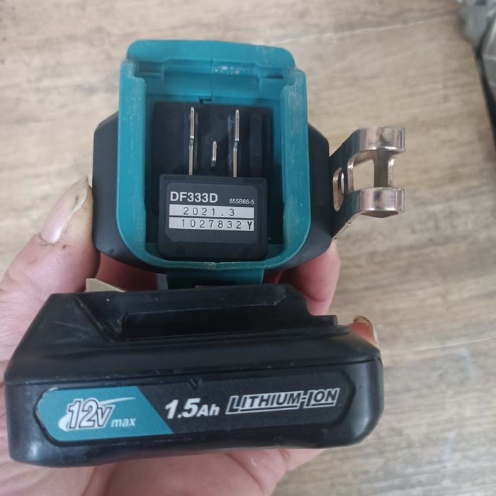 Makita 10,8-12V Wkrętarka DF 333D+Bateria Zestaw BDB