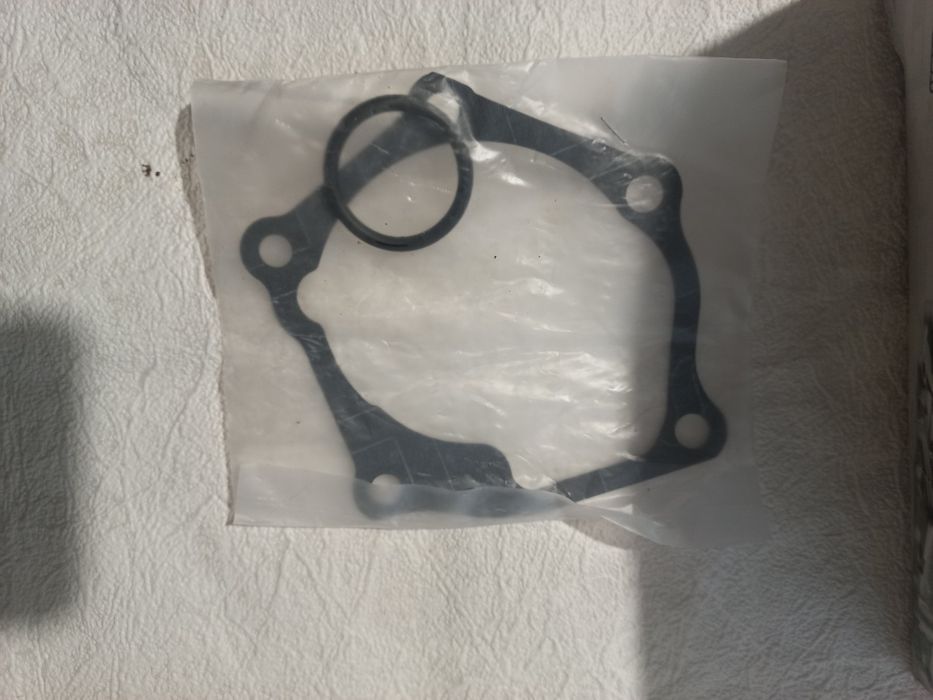 Насос водяной (помпа) Outlander-1 ,Grandis, Galant