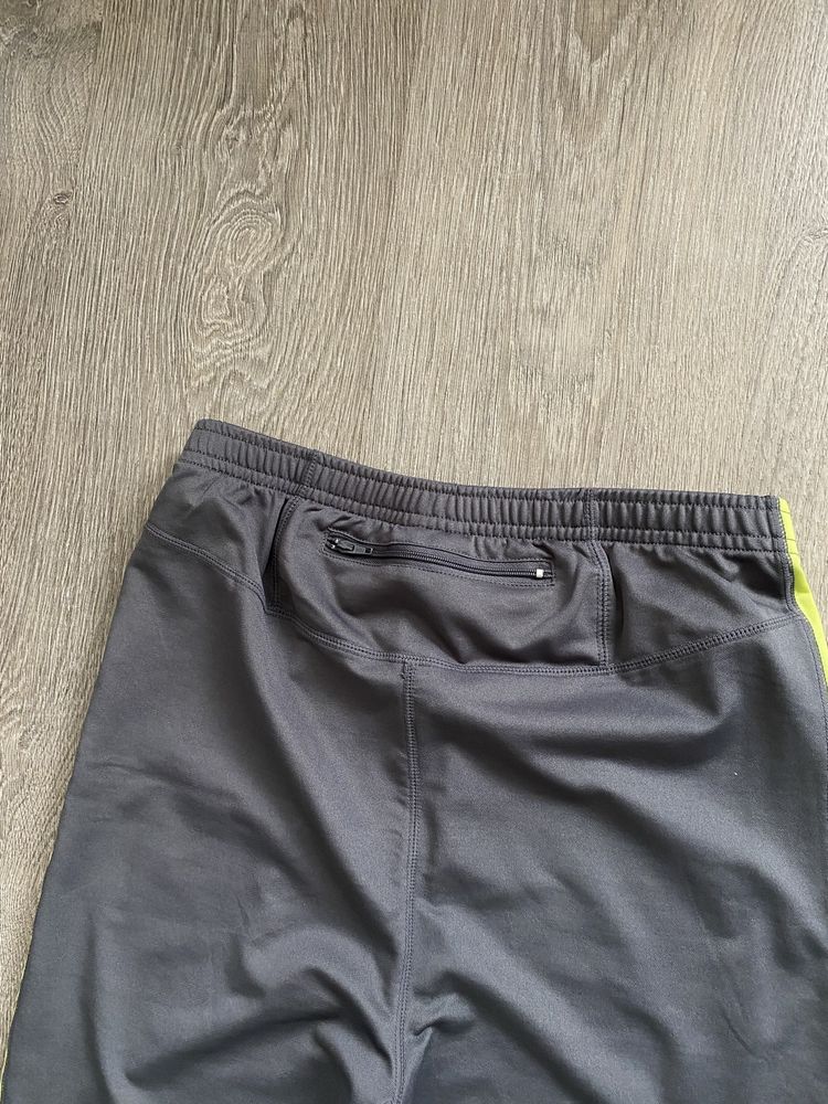 Damskie legginsy sportowe