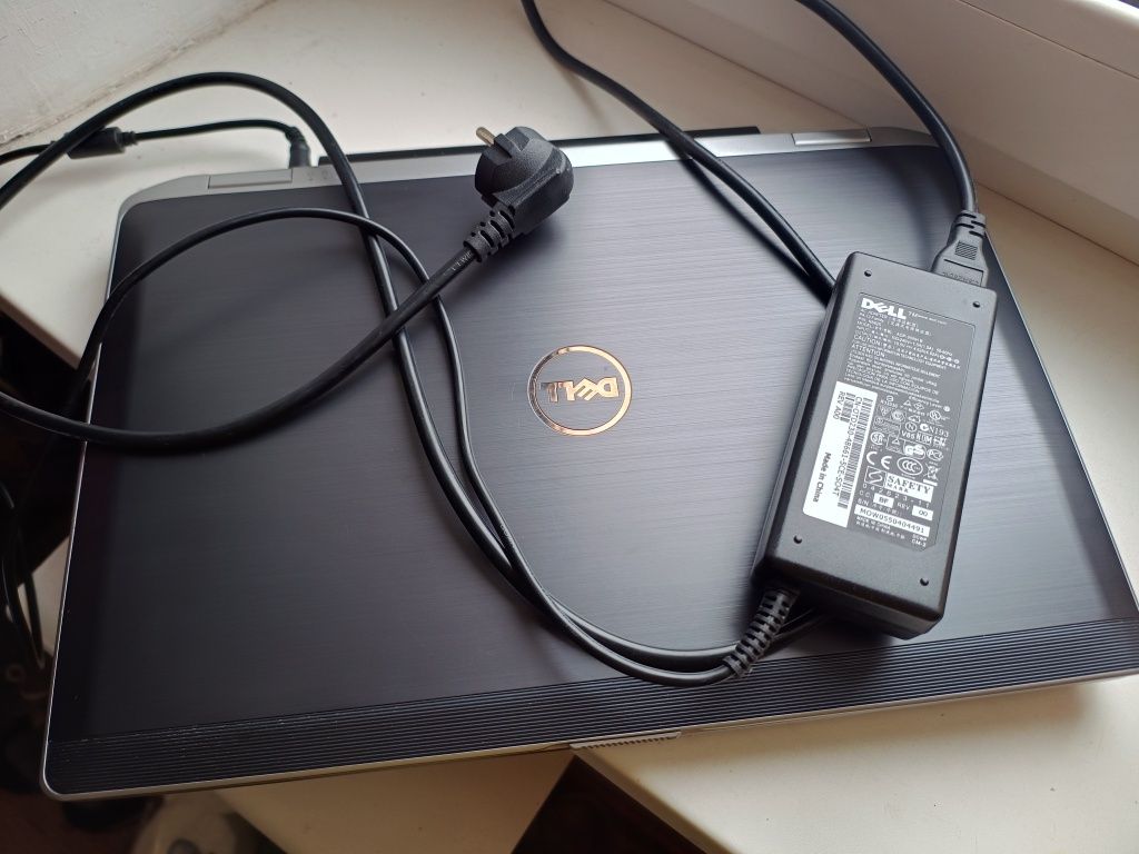 Ноутбук Dell Latitude E6530 i7-8GB 128SSd 750 hdd 2/1gb, Nvidia идеал