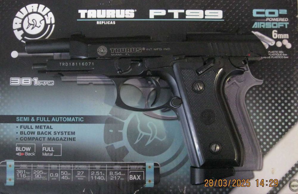 Іграшковий пістолет