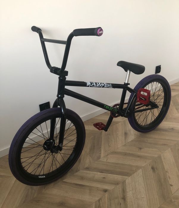 Bmx rower wyczynowy - Flybikes Neutron ( Gratis kask i pegi )