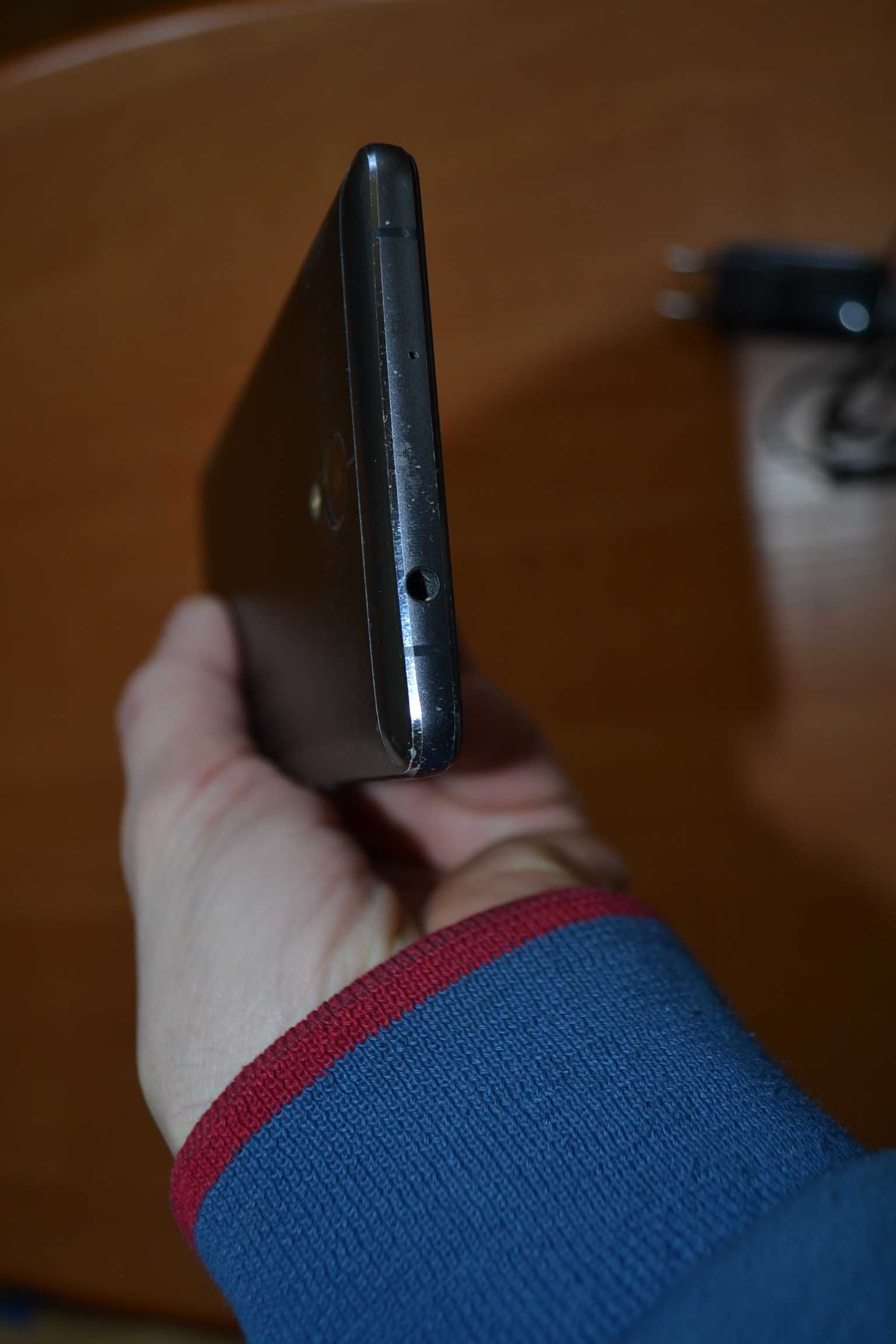Smartfon Lenovo P2 a42 4 GB / 32 GB 4G (LTE) szary