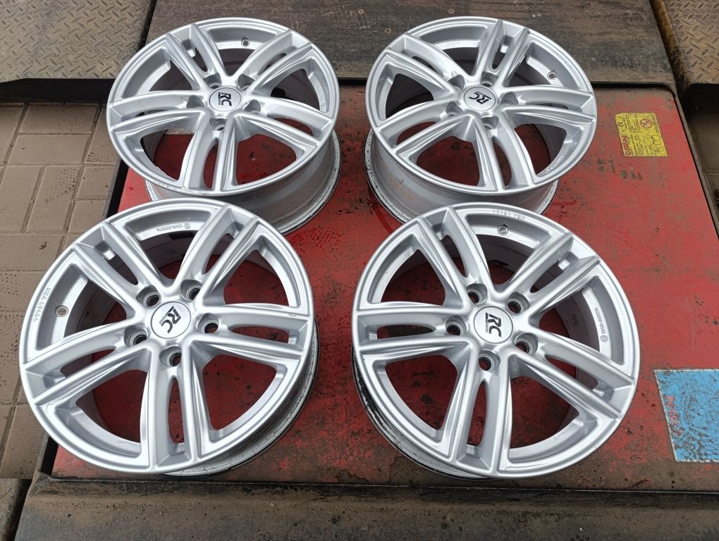 5x114.3 Felgu Aluminiowe 16 Kia Hyundai Mazda 6.5JX16 ET50 ładne