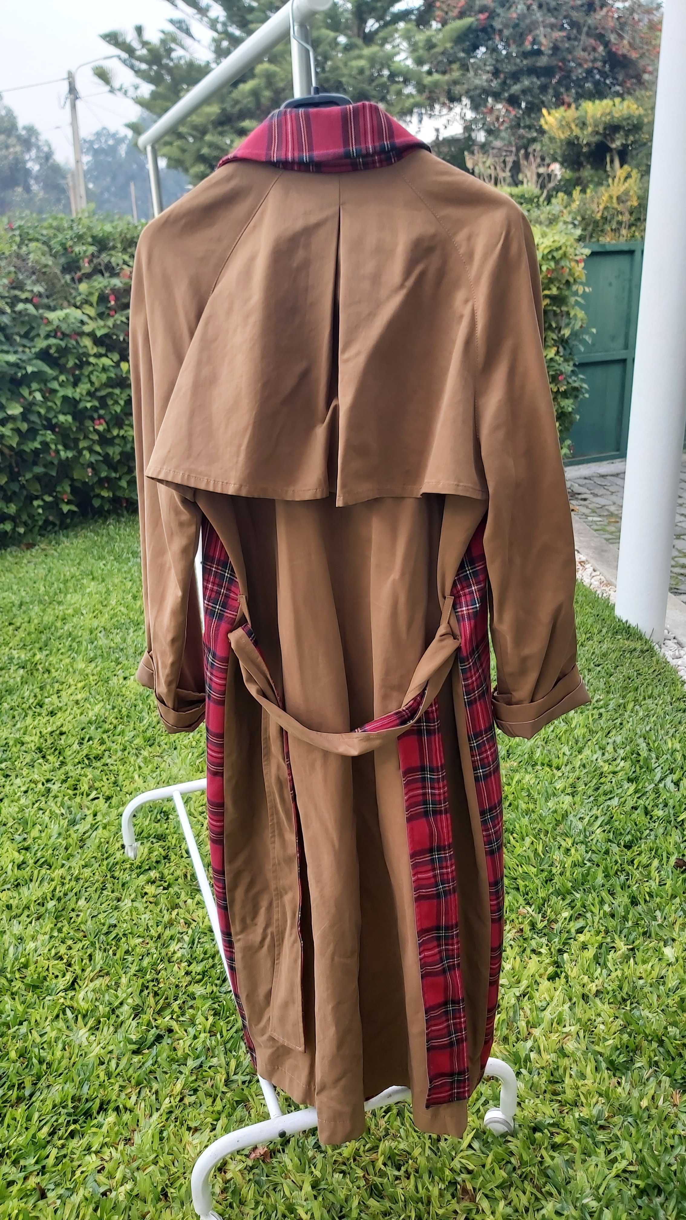 Gabardina Imperial, preço original 199€, com etiqueta