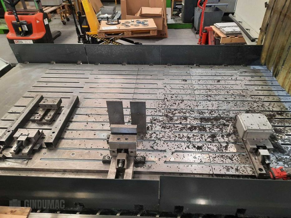 Frezarka bramowa HAAS GM-2 5AX (2020)