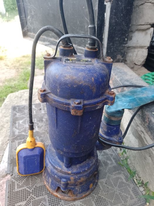 Продам насос дренажно-фекальный