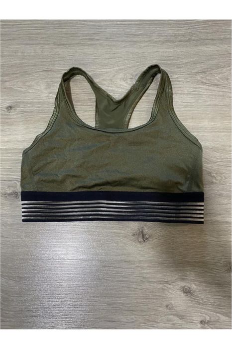 Жіночий одяг, пакет