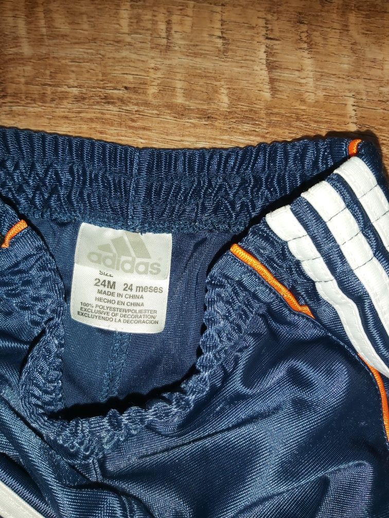 Spodenki adidas wiek 2lata