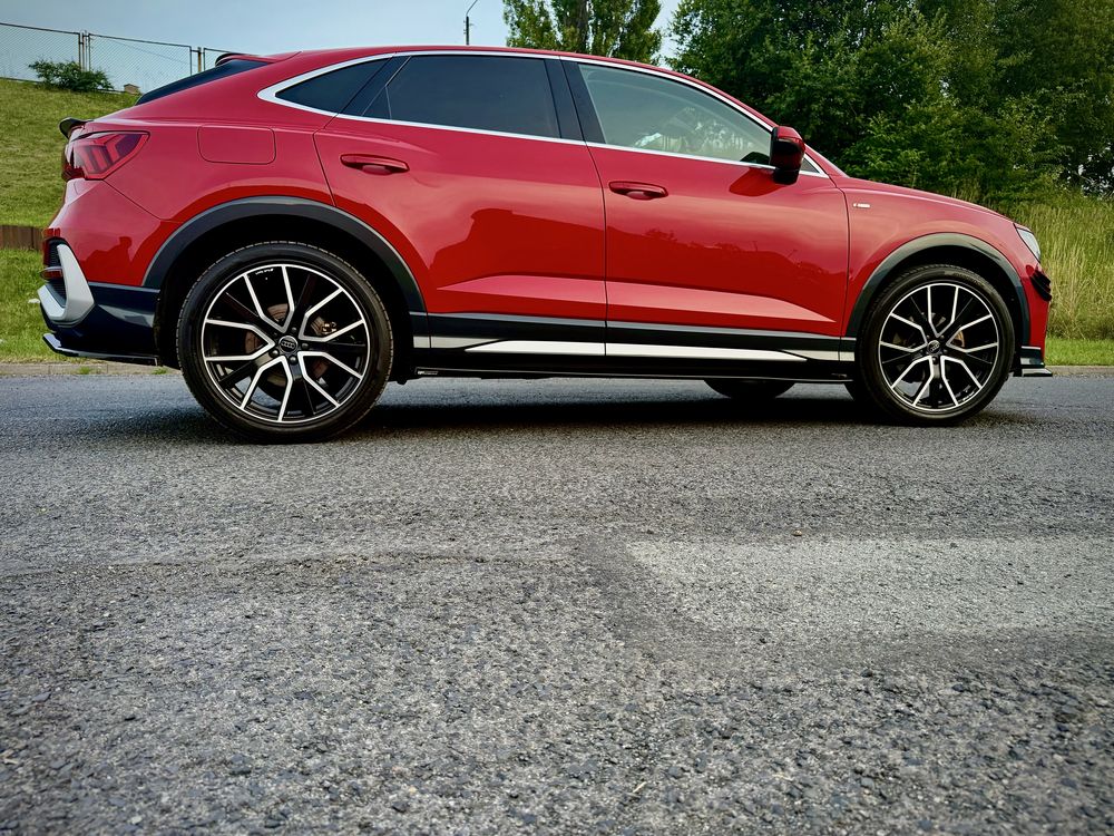 AUDI Q3 S Line 1.5 TFSI