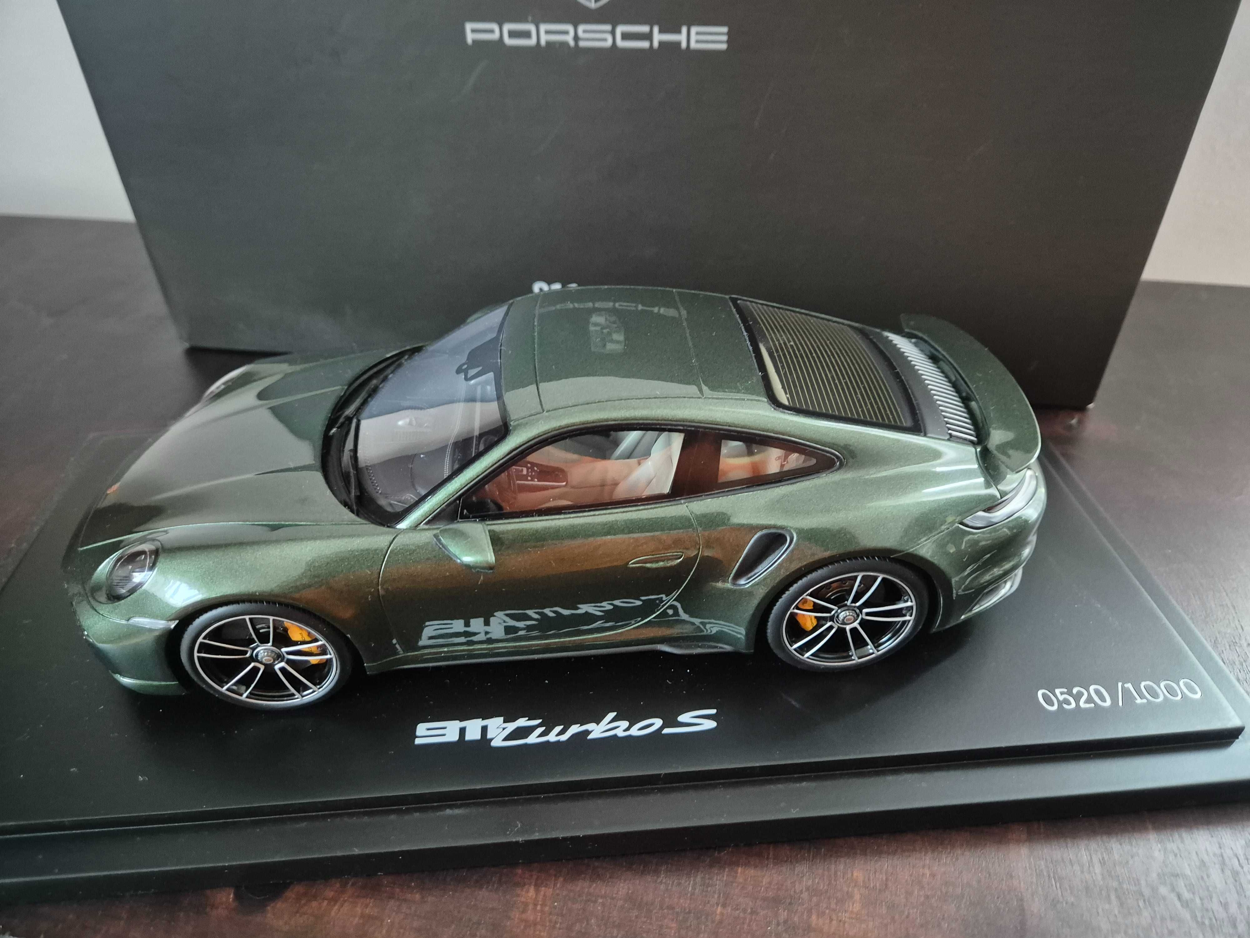 Porsche 911 TURBO S 1:18 z salonu Porsche oryginał limitowana edycja.