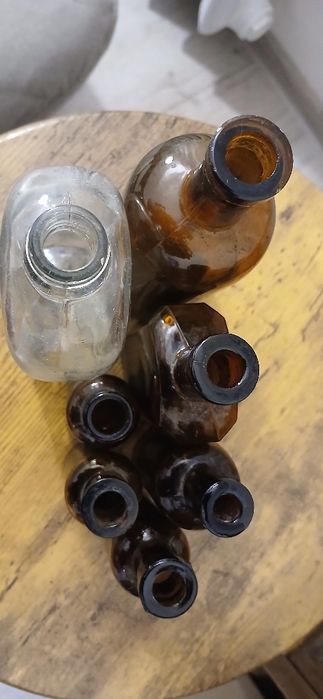 Stare butelki  apteczne,  farmaceutyczne , flaszki, Isopharm Warszawa