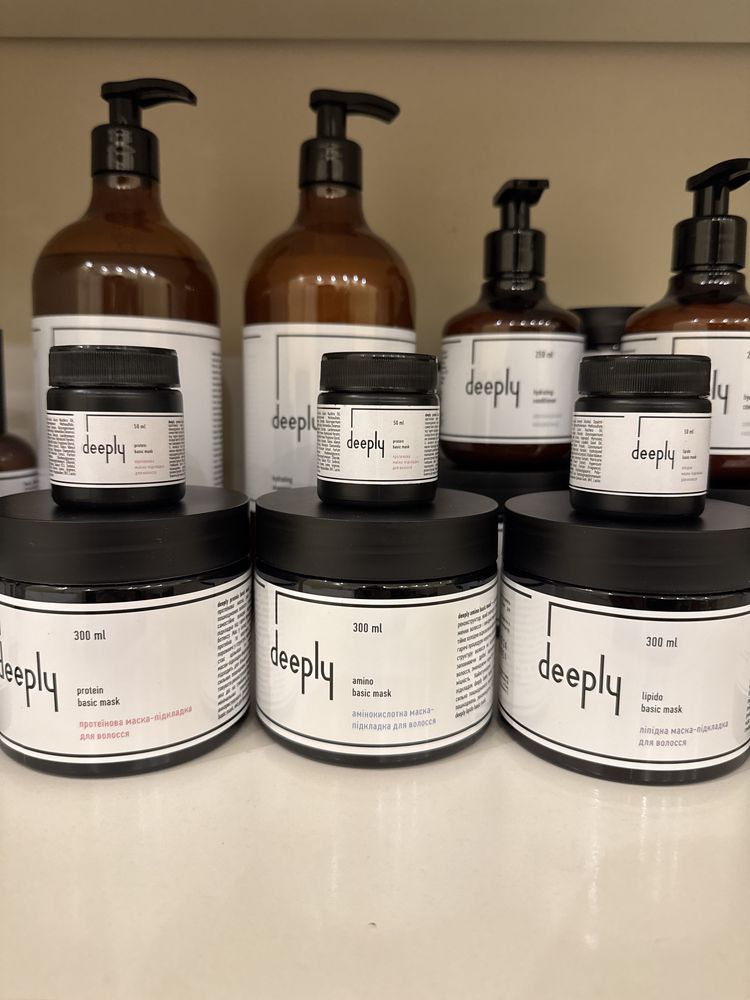 Deeply AMINO/ Lipido/Proteino MASK Глянцева, відновлююча, зволожуюча.