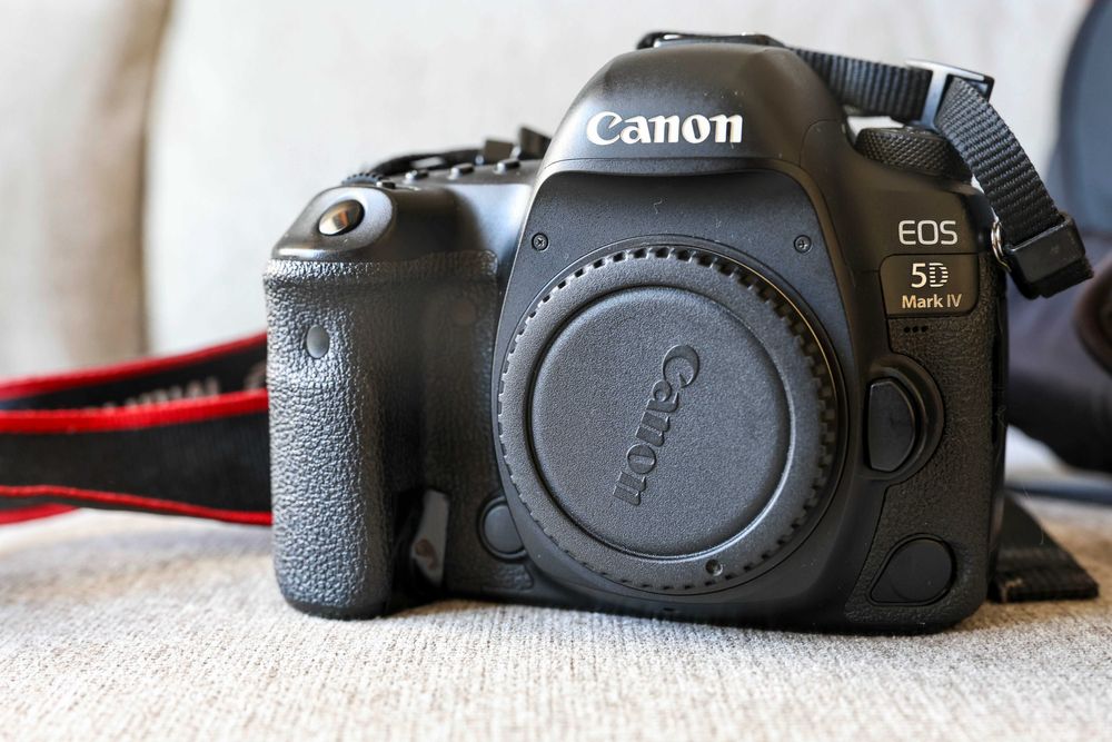 Canon EOS 5D Mark IV
