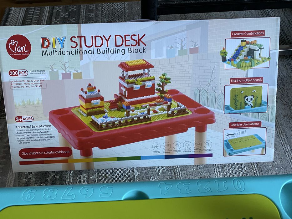 Stolik edukacyjny pkus 300 klockow pasuje Lego