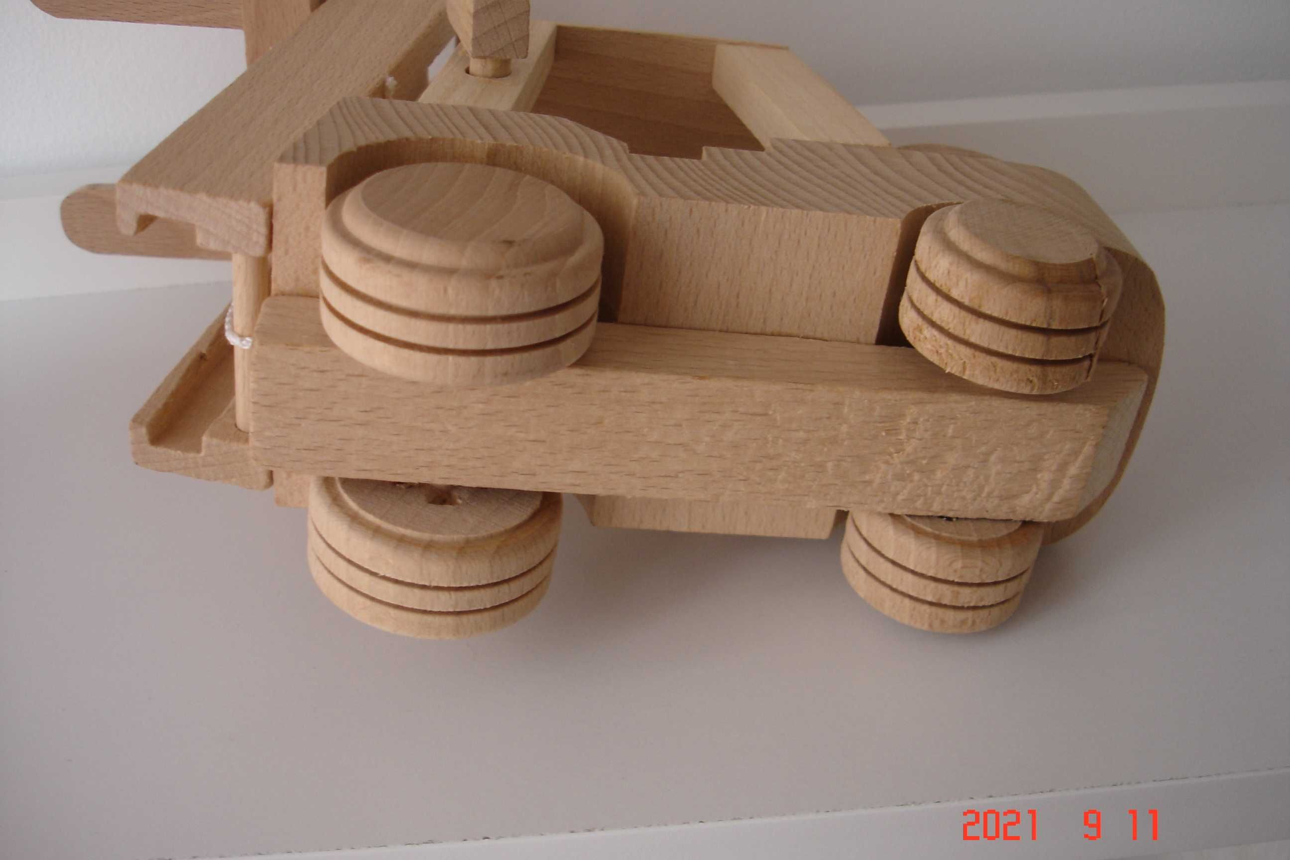 Zabawka drewniana wózek widłowy widlak