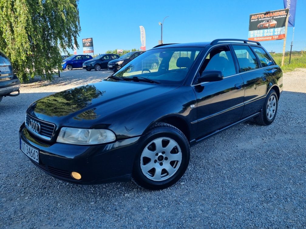 Audi A4 B5 Lift 2002 rok 1.9 TDI 110 km Hak Klimatyzacja