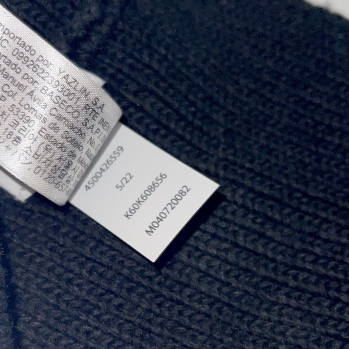 сіра повʼязка calvin klein