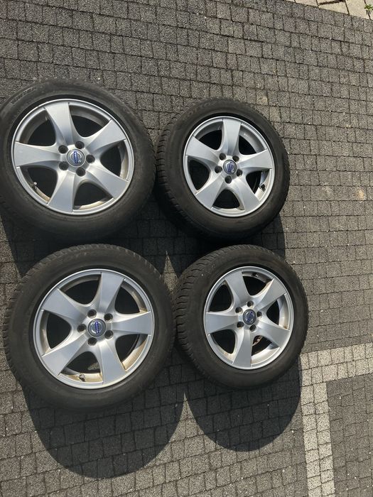 Alufelgi z oponami 205/60 r16 zimowe