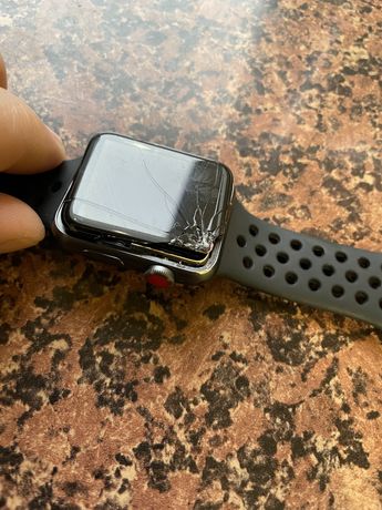 Apple watch 3 nike + GPS+Cel 42mm uszkodzony