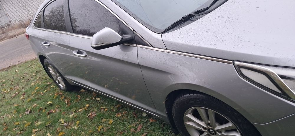 Автомобіль Хюндай Соната