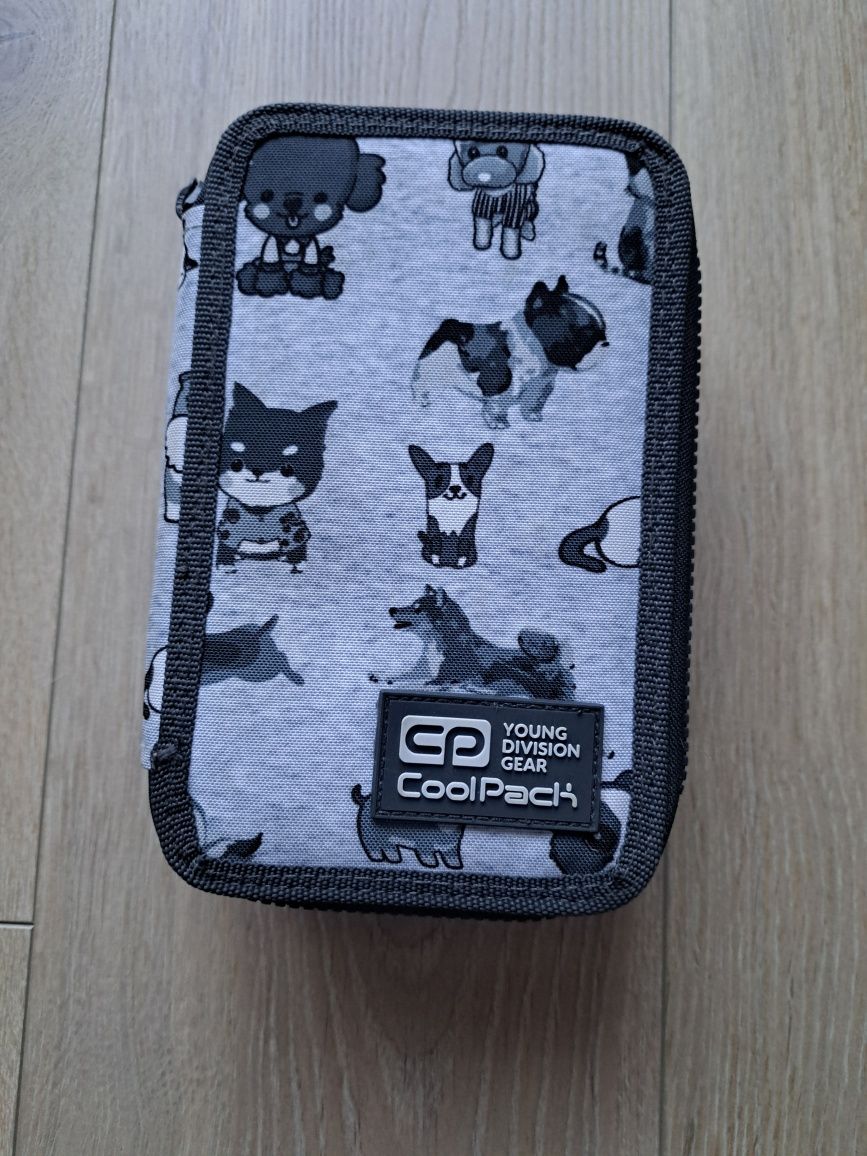 Piórnik trzykomorowy CoolPack