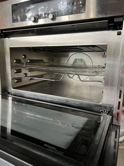 Духова шафа Miele