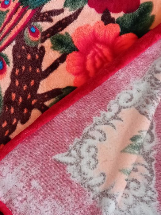 Narzuta na łóżko 240x240