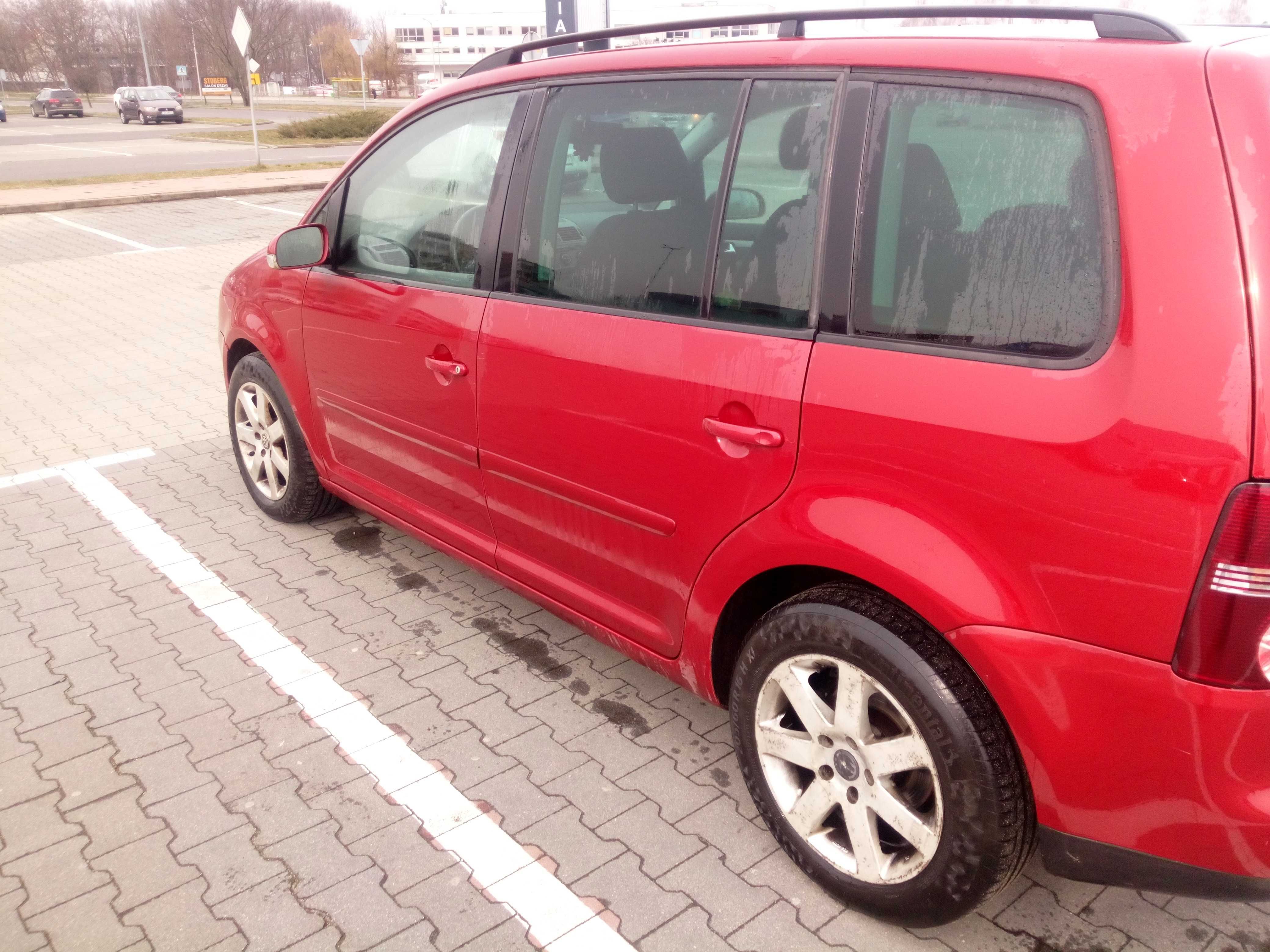 VW Touran 1,9 TDI  7 osób nowy przegląd