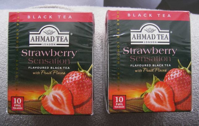 2 op. herbaty Ahmad Tea London - Strawberry Tea - Truskawka