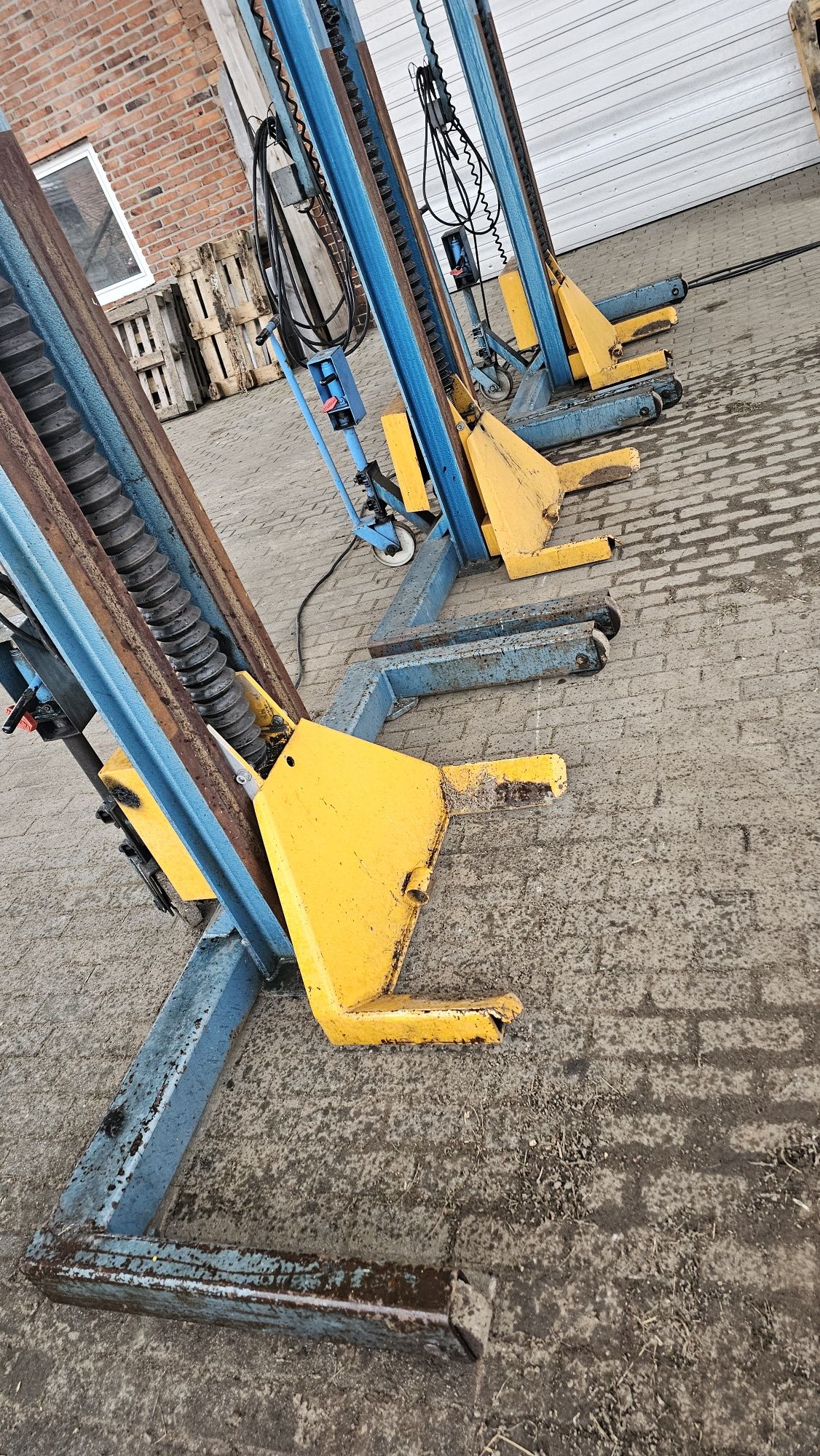 Podnośnik Podnośnik kolumnowy Hywema TIR 30T ciezarowy