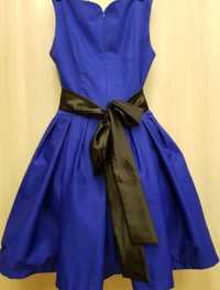Нарядное вечернее платье 42-44р цвета ультрамарин, синий электрик