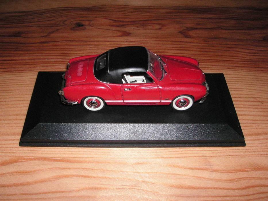 Miniatura Karmann Ghia Cabriolet 1200 Escala 1:43 - MiniChamps
