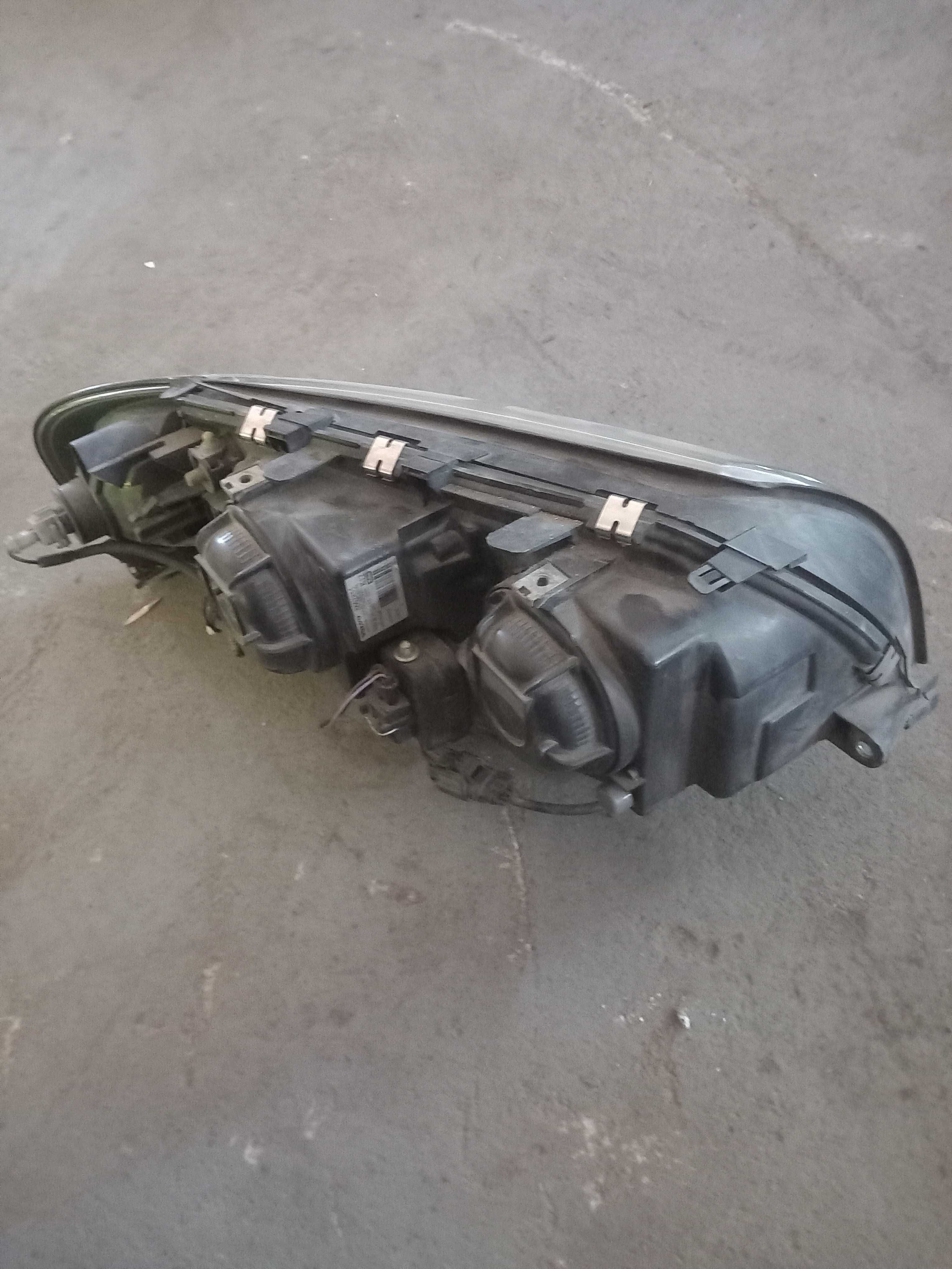 Lampa przednia Przod Lewa Volvo s80 98-06 OE