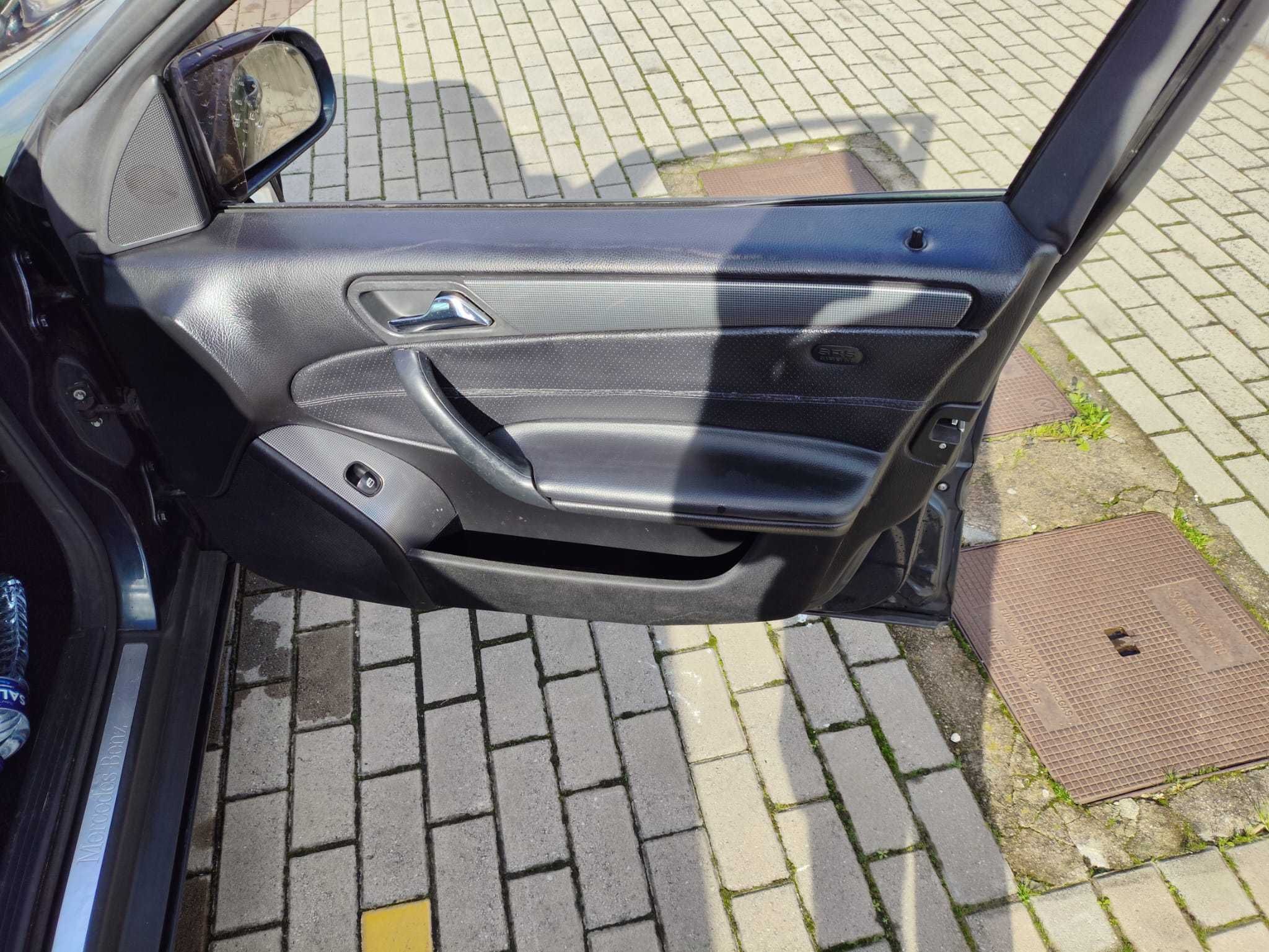 Mercedes C220 Automático | Valor Fixo