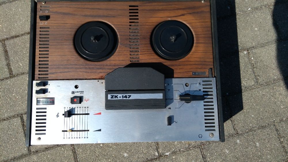 Magnetofon szpulowy ZK 147 - zabytkowy, sprawny , unikat z lat 70-tych