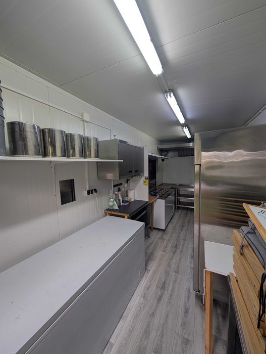 Kontener gastronomiczny w pełni wyposażony! SPRZEDAM