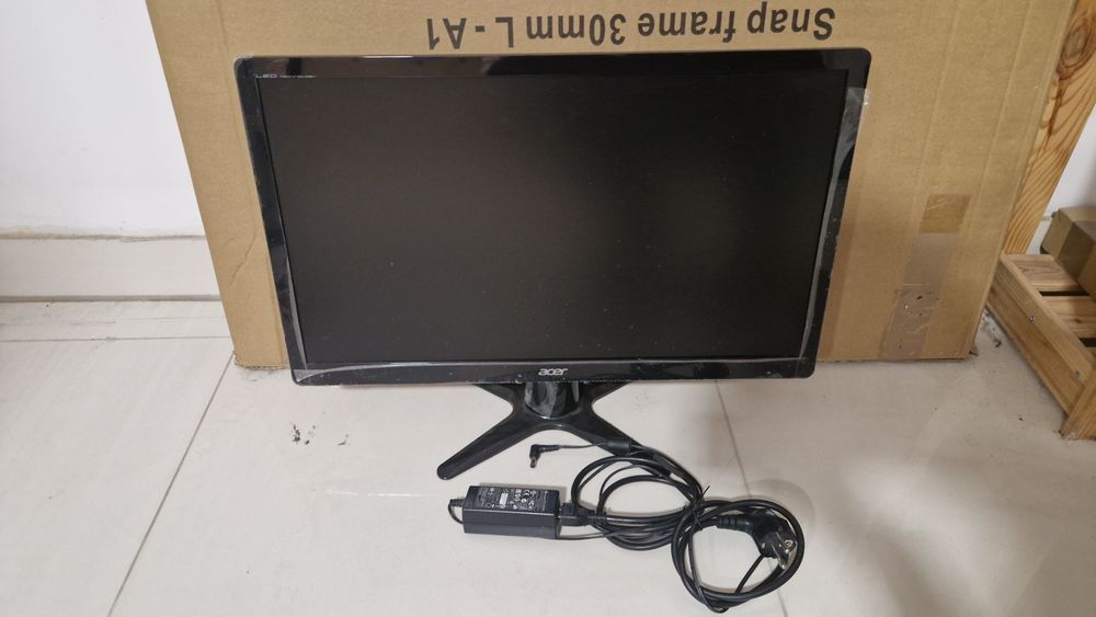 Monitor Acer Model g236hl 23" + zasilacz