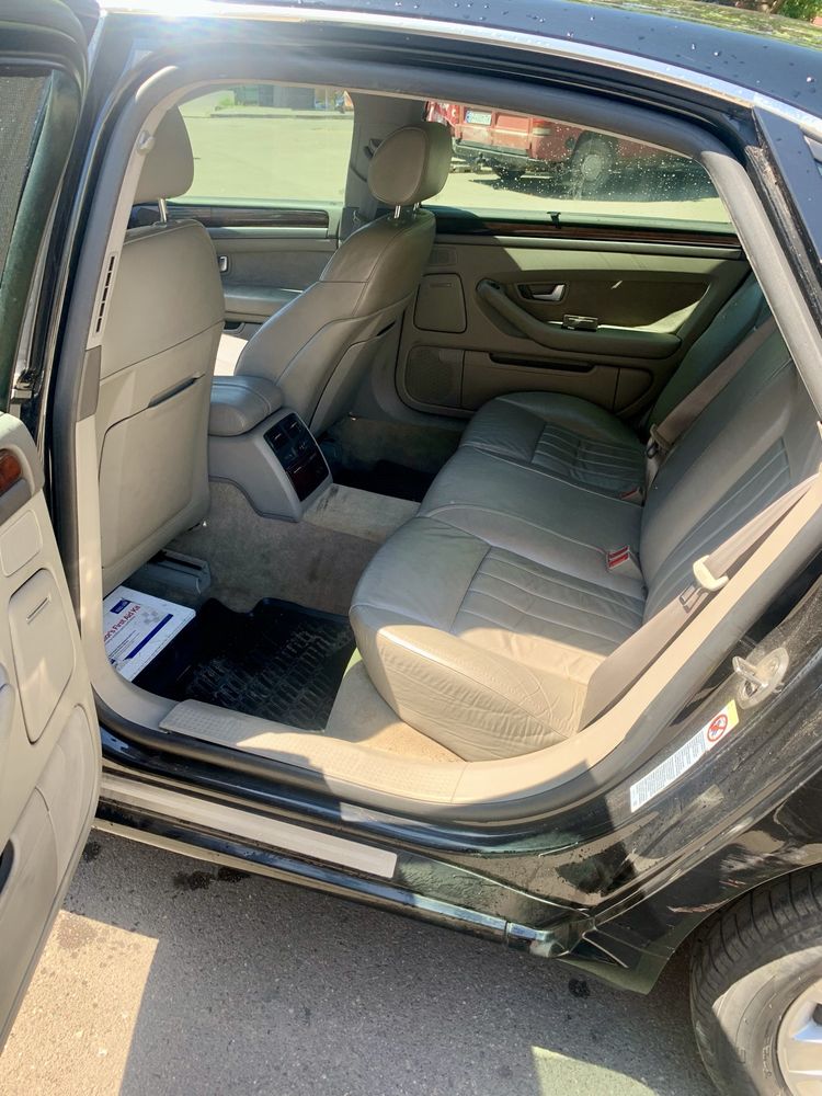Продам audi a8 long 2004 год