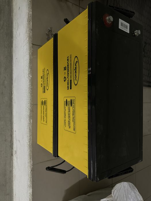 Акрумляторы 200Аh