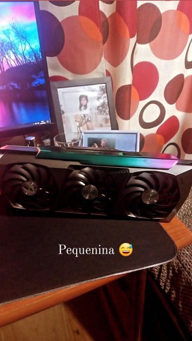 Placa grafica ZOTAC GAMING GeForce RTX 3070 Ti AMP Extreme Holo